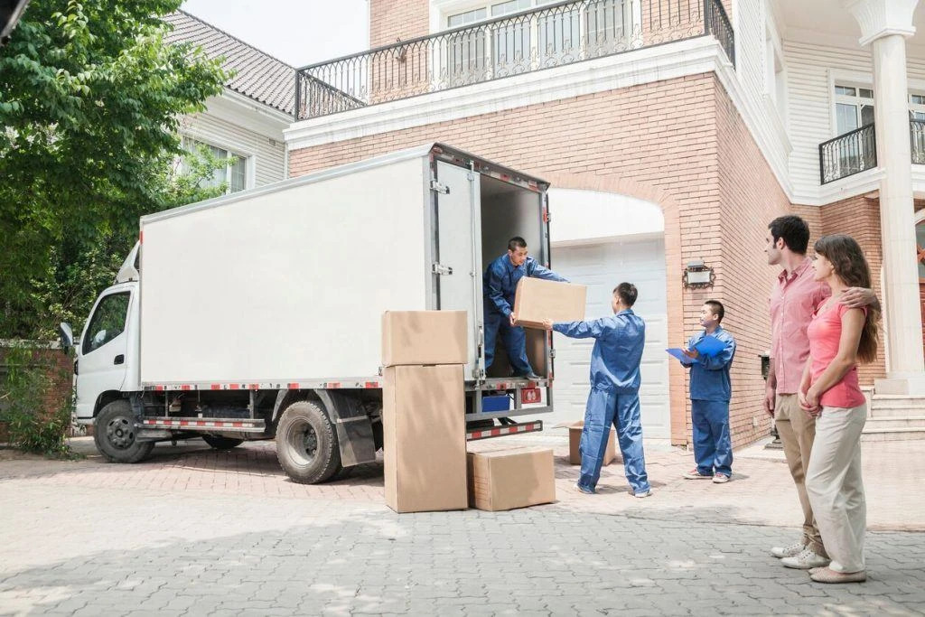 Long Distance Removals in Portsmouth